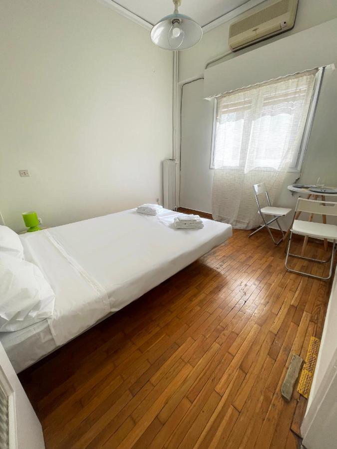 The Coziest Apartment In Афины Экстерьер фото